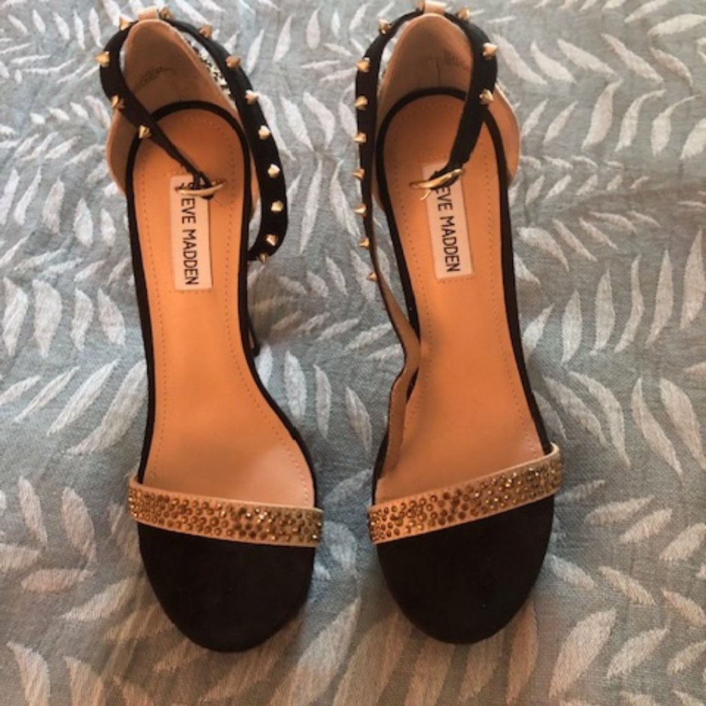 Steve Madden Black and Gold Studded/Spiked Heels